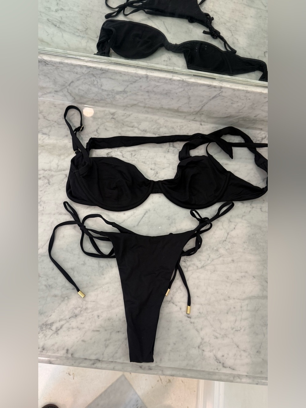 Monday swimwear Capri & Palomino bikini